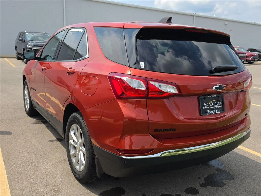 Used 2020 Cayenne Orange Metallic Chevrolet LT image 4
