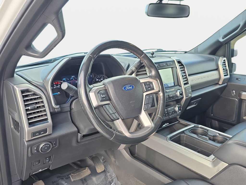 Used 2021 White Metallic Ford Platinum image 16