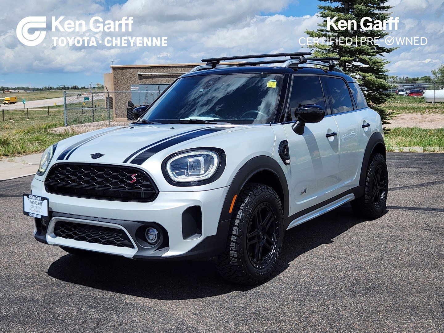 2022 MINI Countryman Cooper S ALL4's photo