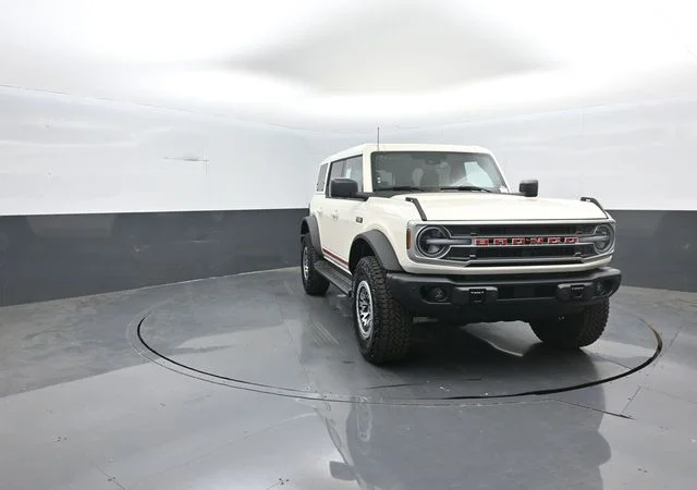 New 2026 Wimbledon White Ford Outer Banks® image 2