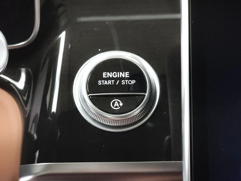 Certified Used 2024 Graphite Gray Metallic Mercedes-Benz S 580 image 16