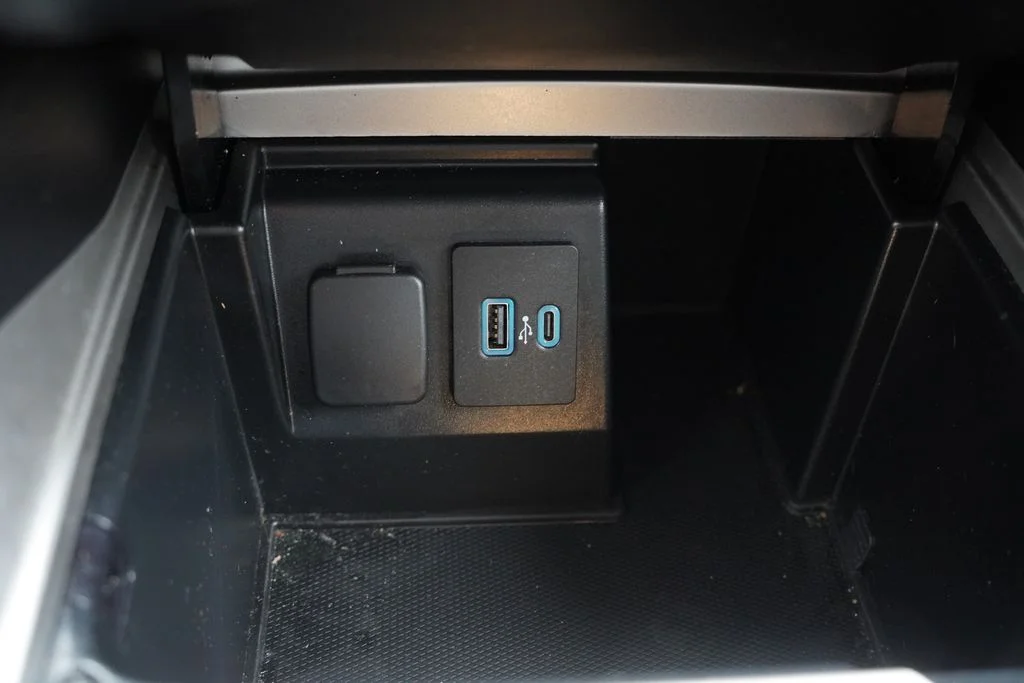 Used 2020 White Ford XLT image 30