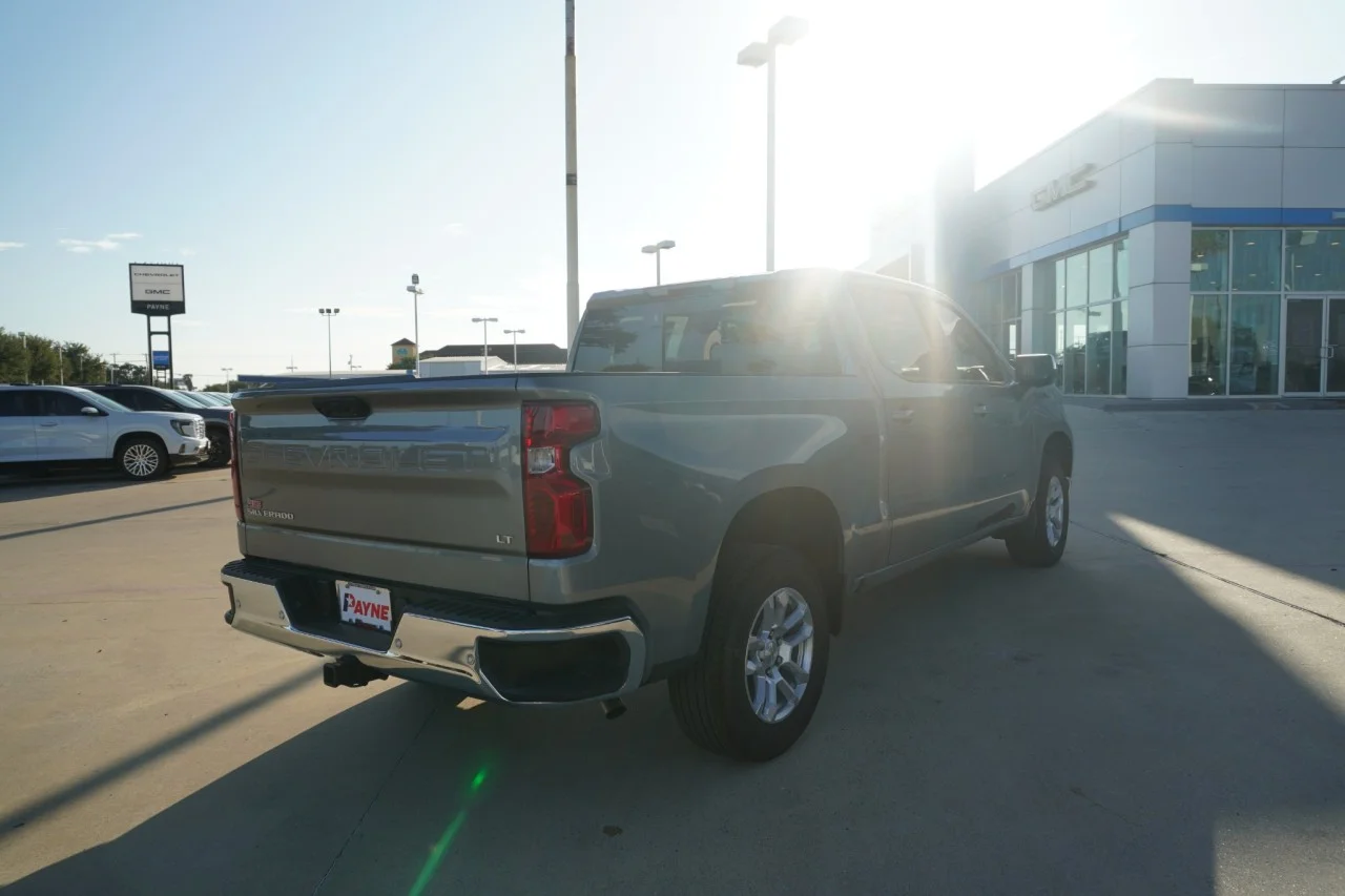 2026 Chevrolet Silverado 1500 LT - Photo 7
