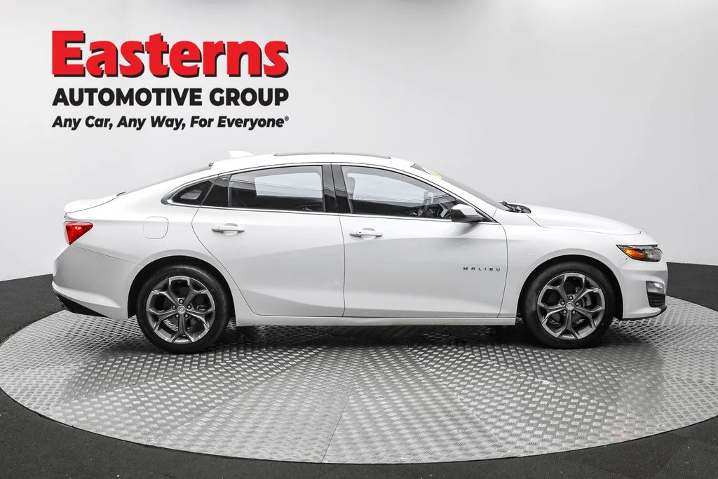Used 2024 White Chevrolet LT image 4