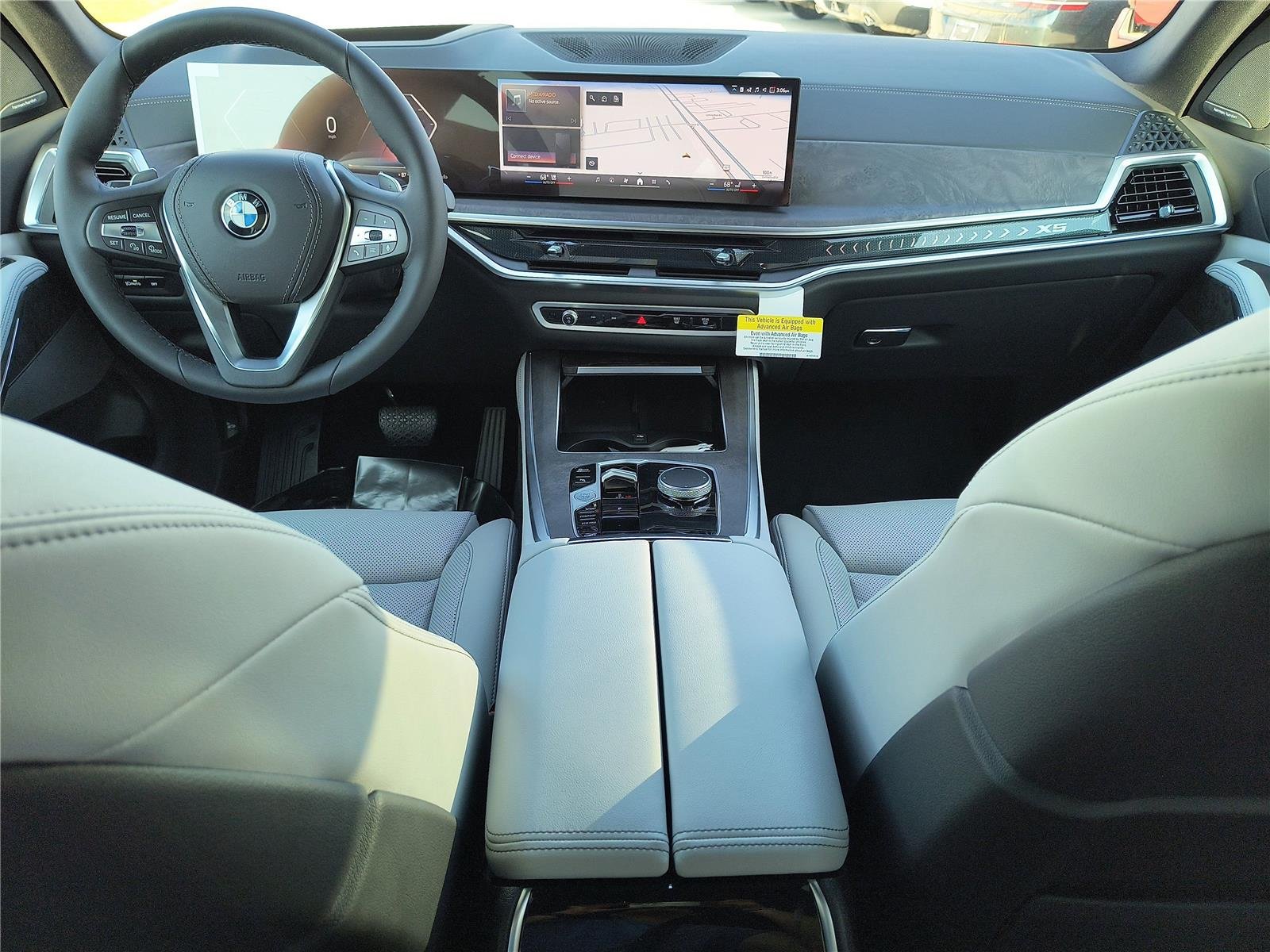 New 2026 Skyscraper Grey Metallic BMW sDrive40i image 11