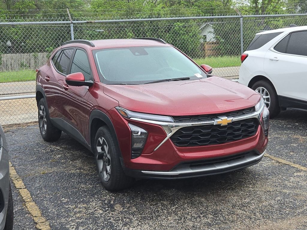 2025 Chevrolet Trax LT