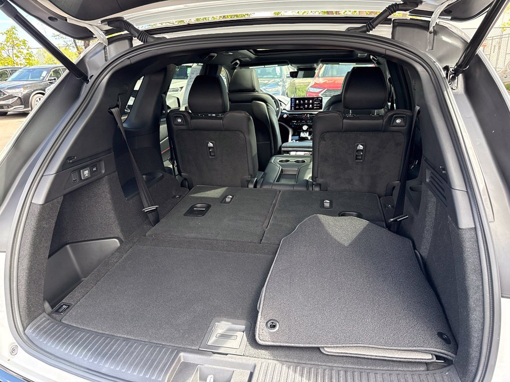 Used 2026 Solar Silver Metallic Acura A-Spec image 15