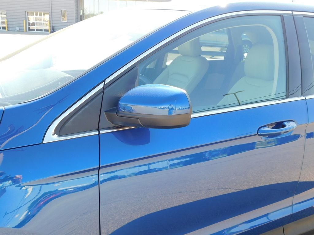 Used 2023 Blue Ford SEL image 14