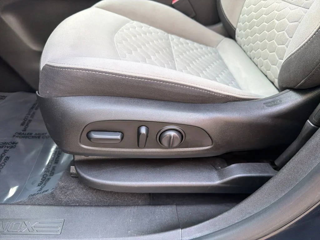 Used 2021 Blue Chevrolet LT image 15