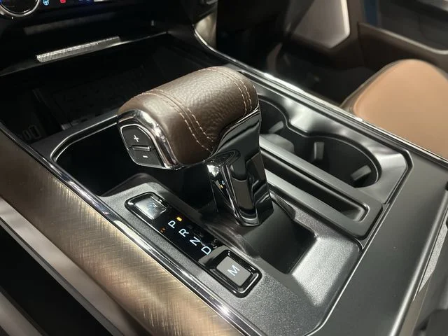 New 2026 Star White Metallic Tri-Coat Ford King Ranch image 22