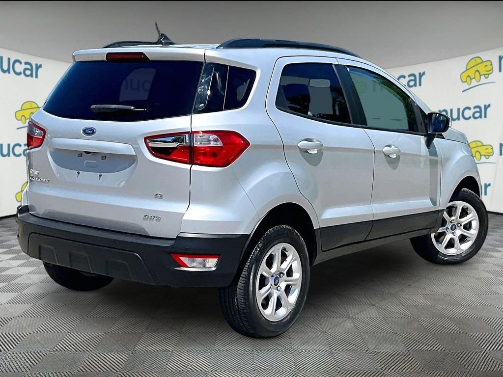 Used 2022 Silver Ford SE image 6