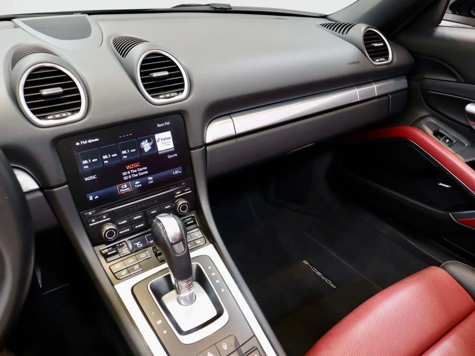 Used 2017 Jet Black Metallic Porsche  image 25