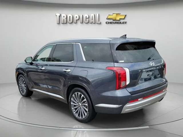 Used 2024 Gray Hyundai Calligraphy image 2