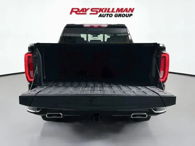 Used 2024 Black GMC AT4 image 28