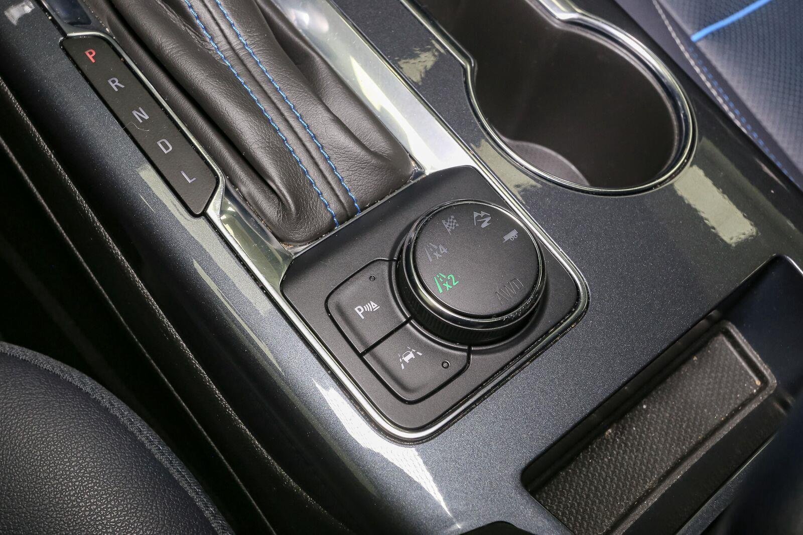 Used 2023 Black Chevrolet RS image 38