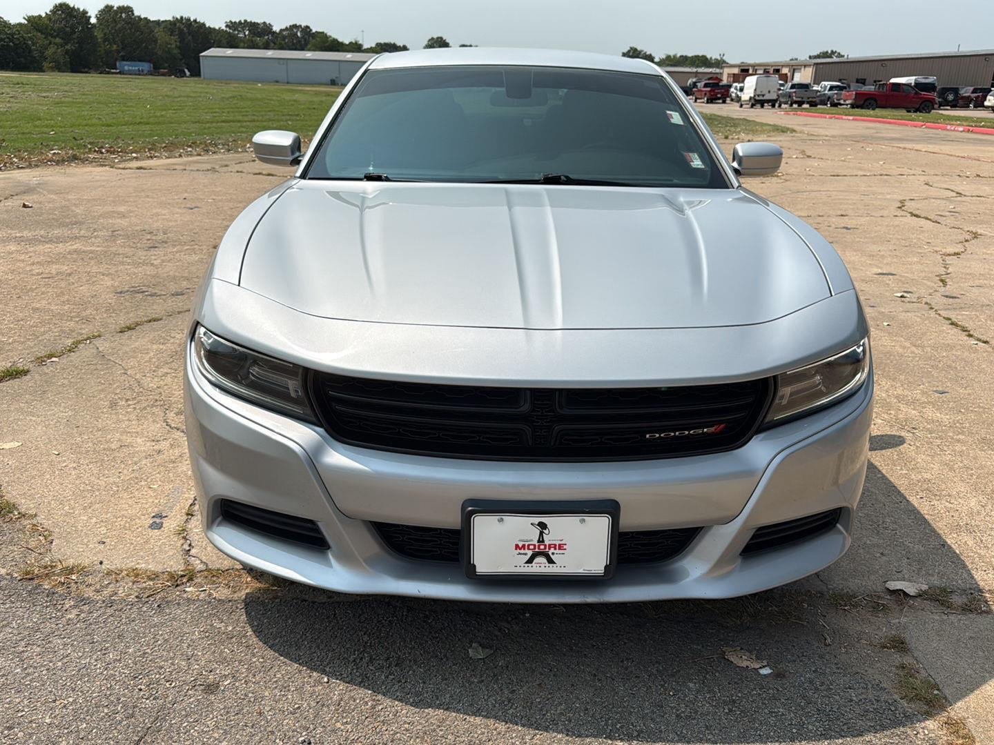 Used 2020 Triple Nickel Clearcoat Dodge SXT image 2