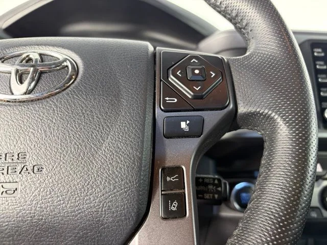 Used 2020  Toyota TRD Off-Road image 31