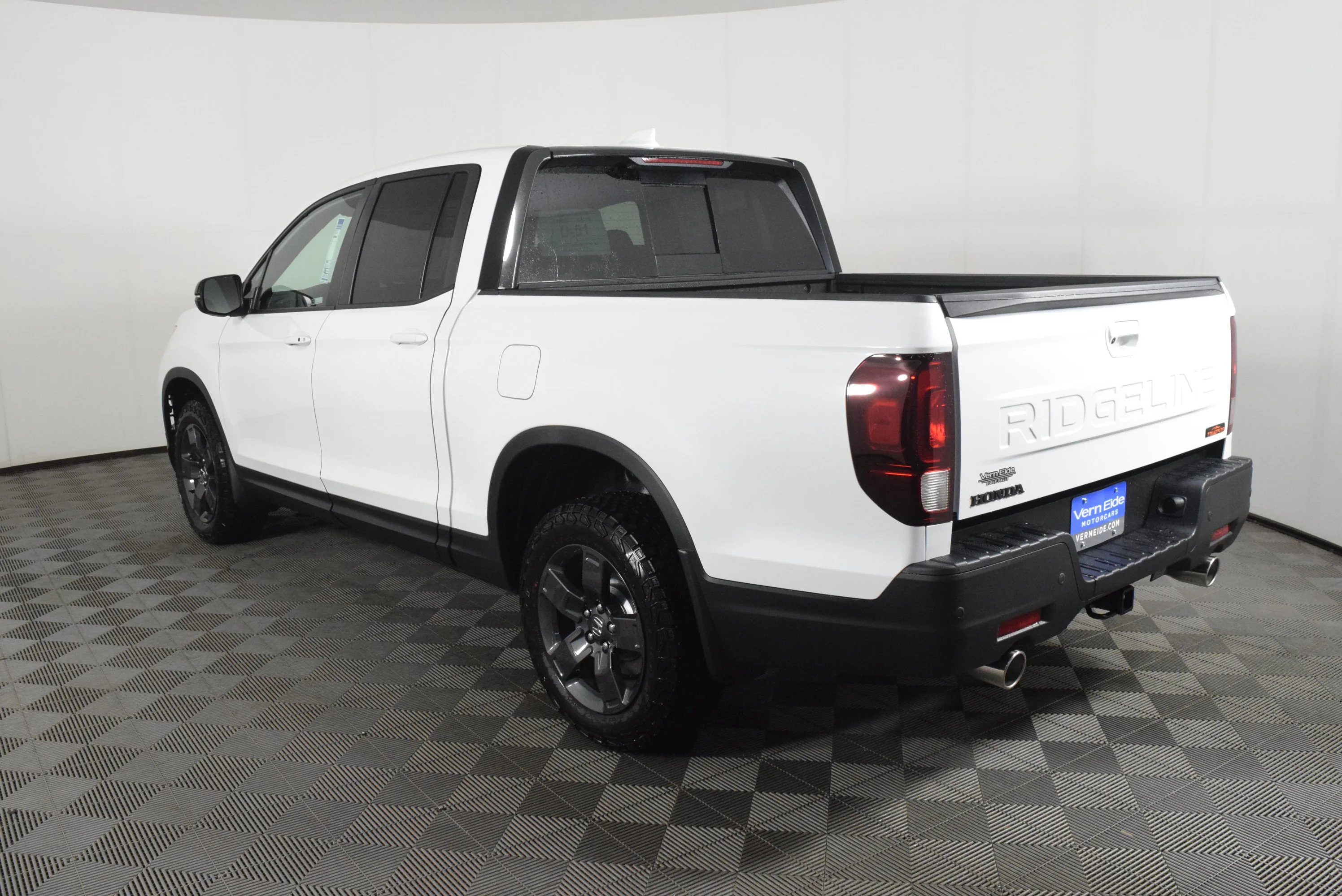 New 2026 Platinum White Pearl Honda TrailSport image 8