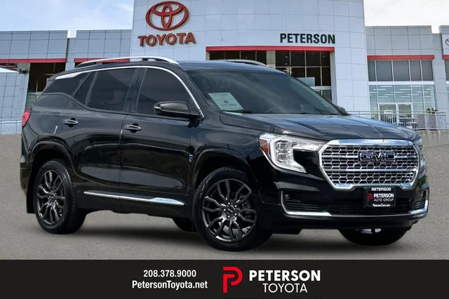 2023 GMC Terrain Denali
