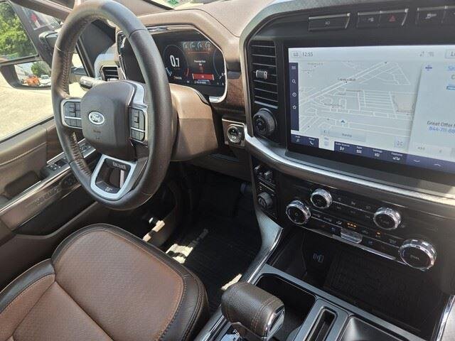 Used 2023 Rapid Red Metallic Tinted Clearcoat Ford King Ranch image 36