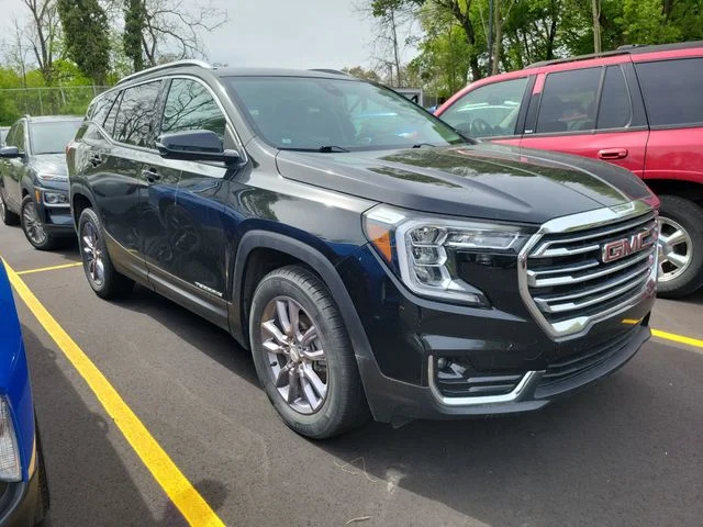 2023 GMC Terrain SLT AWD's photo