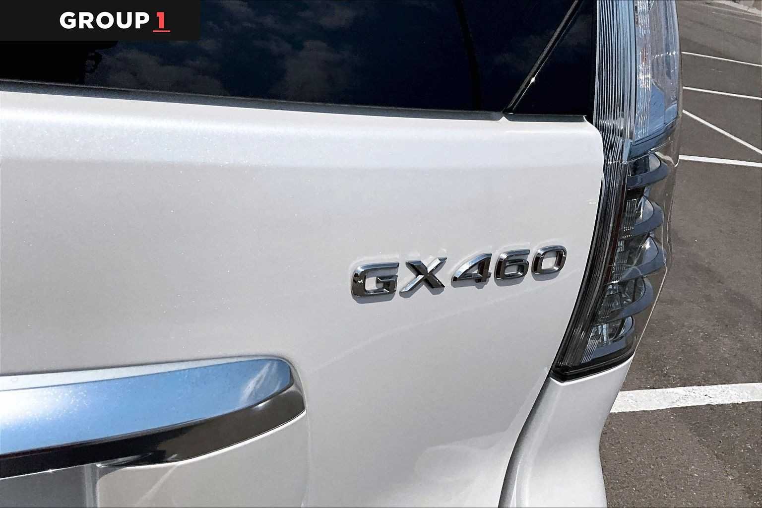 Used 2023 Eminent White Pearl Lexus Premium image 30