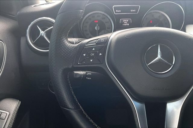 Used 2015 Silver Mercedes-Benz GLA 250 image 9