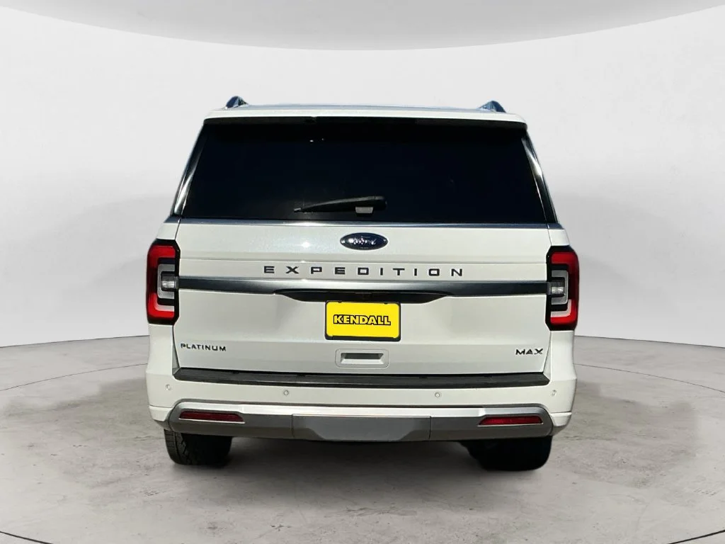 Used 2022 White Ford Platinum image 10
