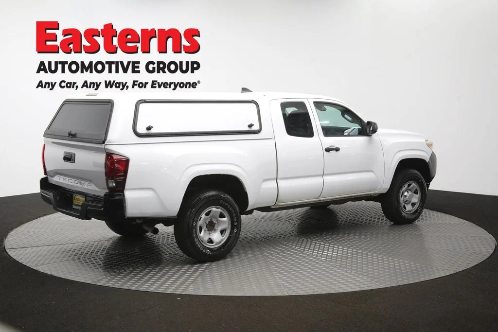 Used 2018 White Toyota SR image 40