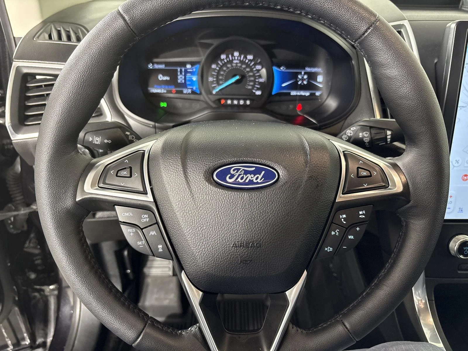 Used 2024 Agate Black Metallic Ford Titanium image 11