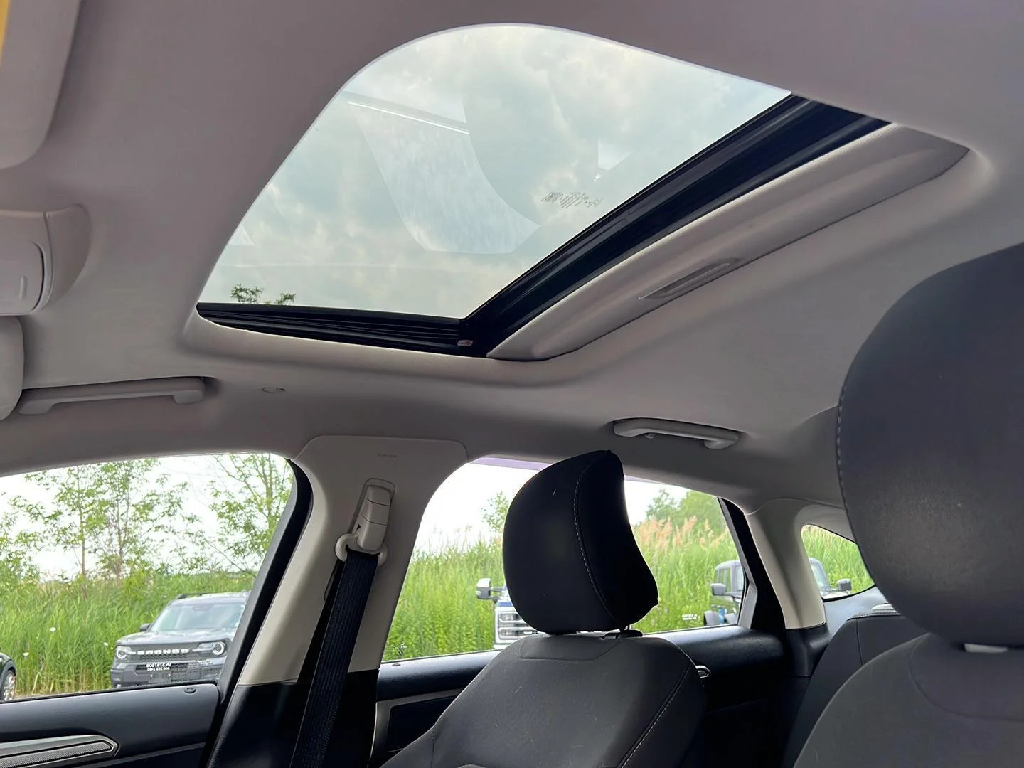 Used 2019 Ruby Red Metallic Tinted Clearcoat Ford SE image 19