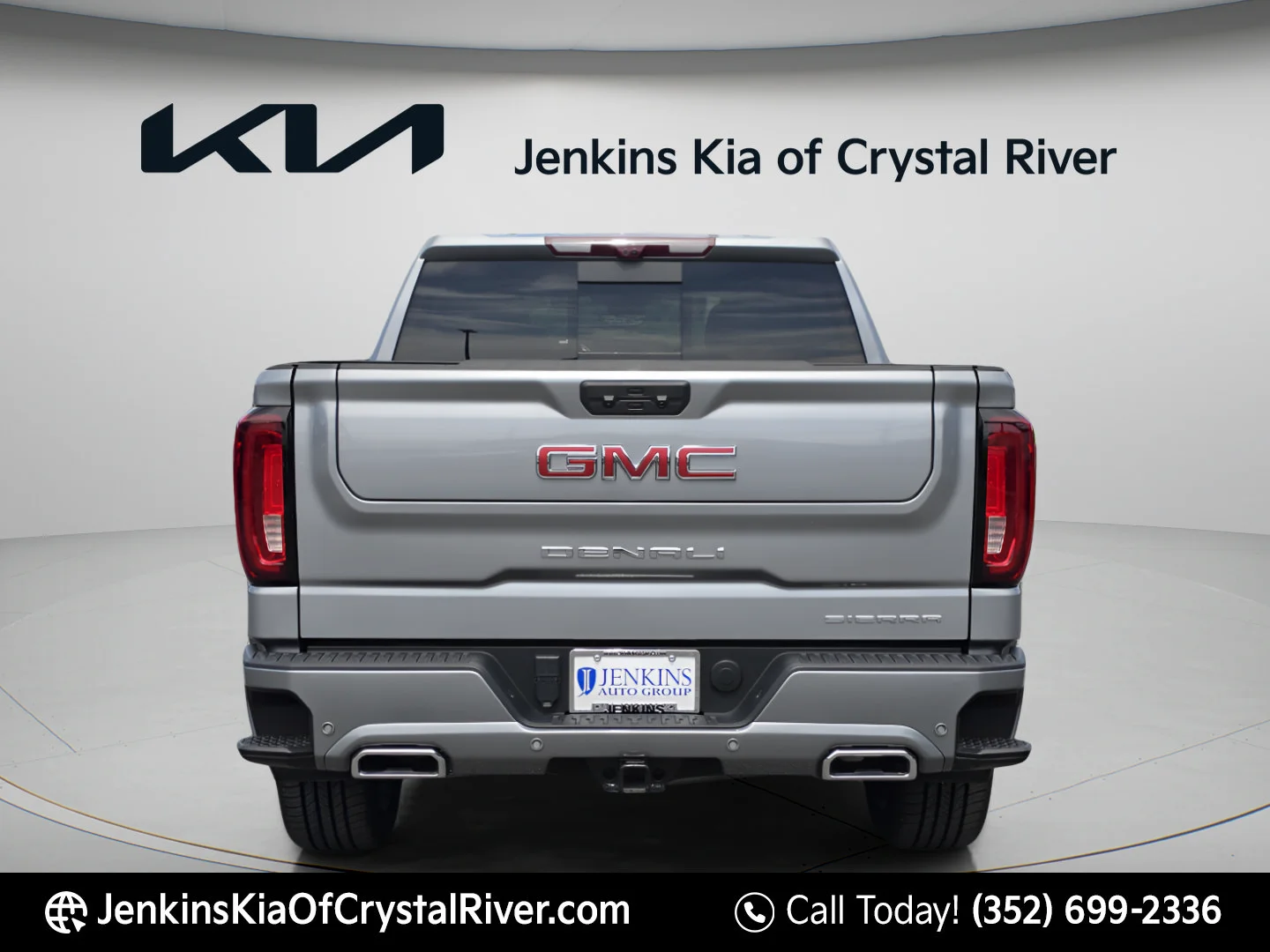 Used 2024 Sterling Metallic GMC Denali image 6