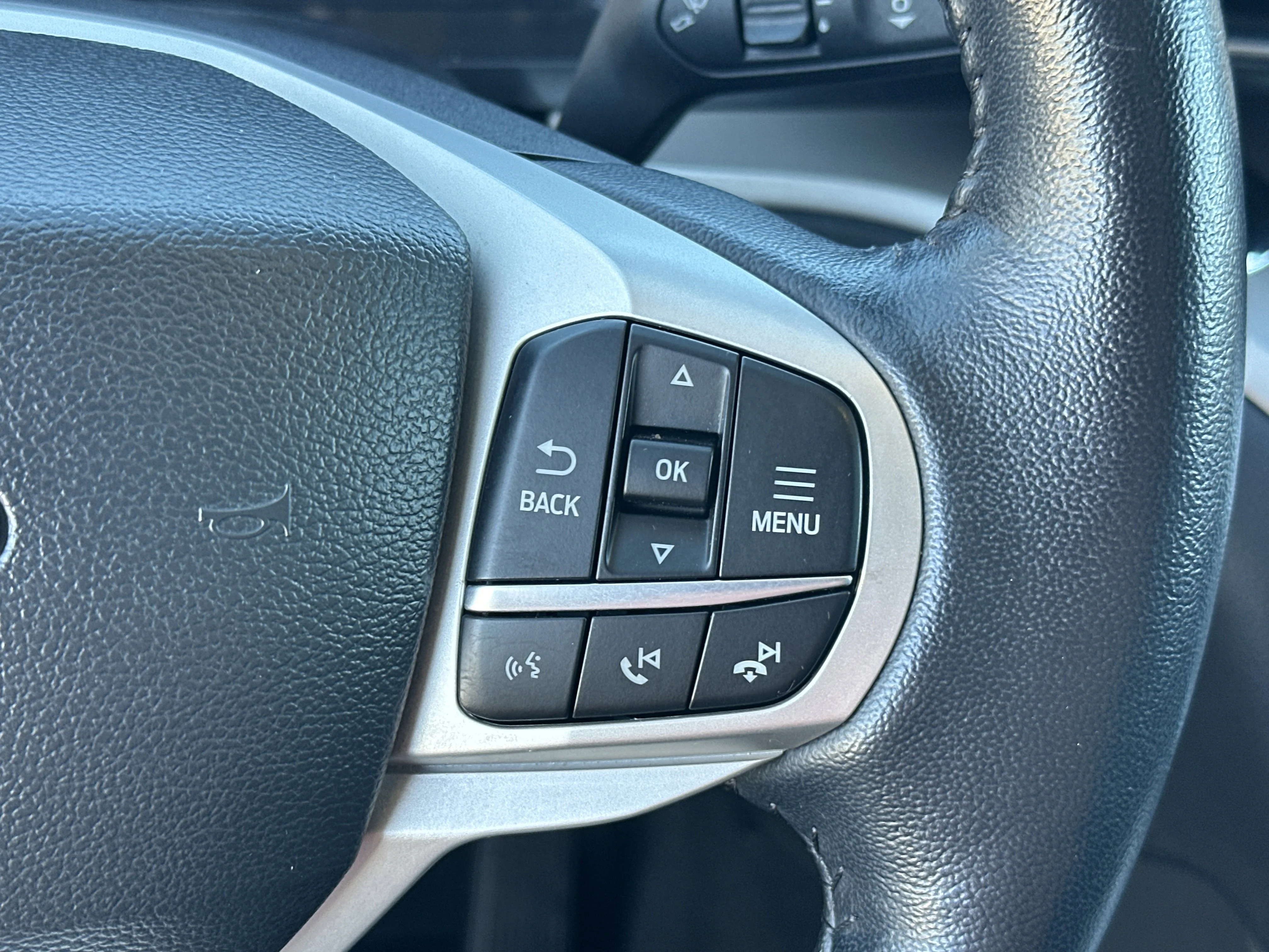 2023 Ford Explorer XLT - Photo 26