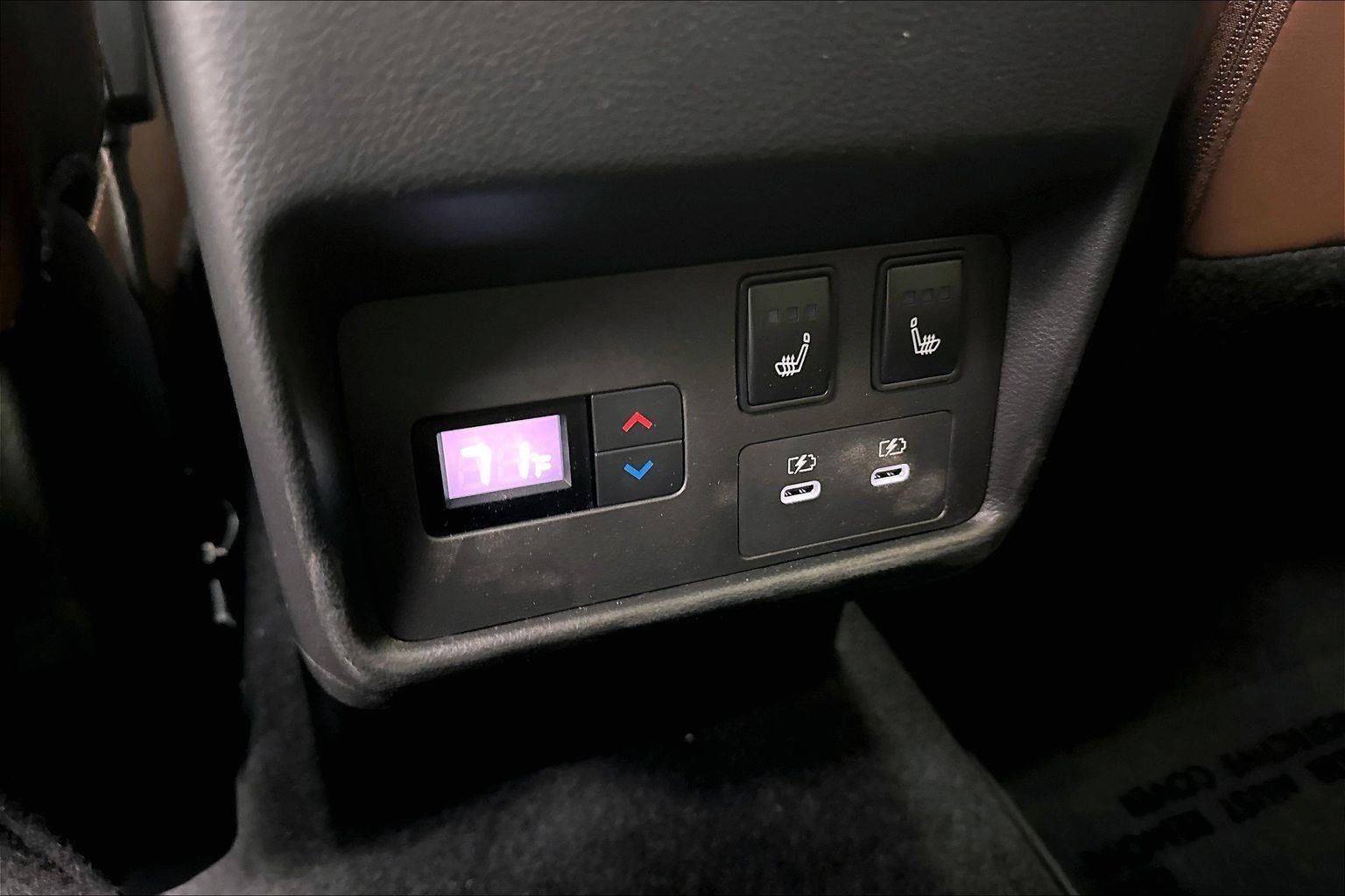 Used 2026 Everest White Pearl Tricoat Nissan Platinum image 14