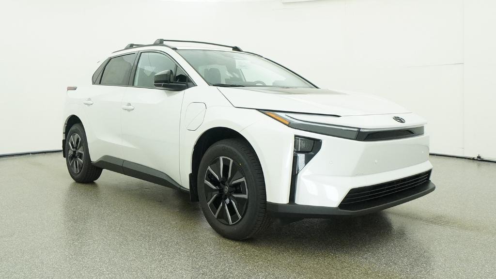 New 2026 Wind Chill Pearl Toyota XLE image 62