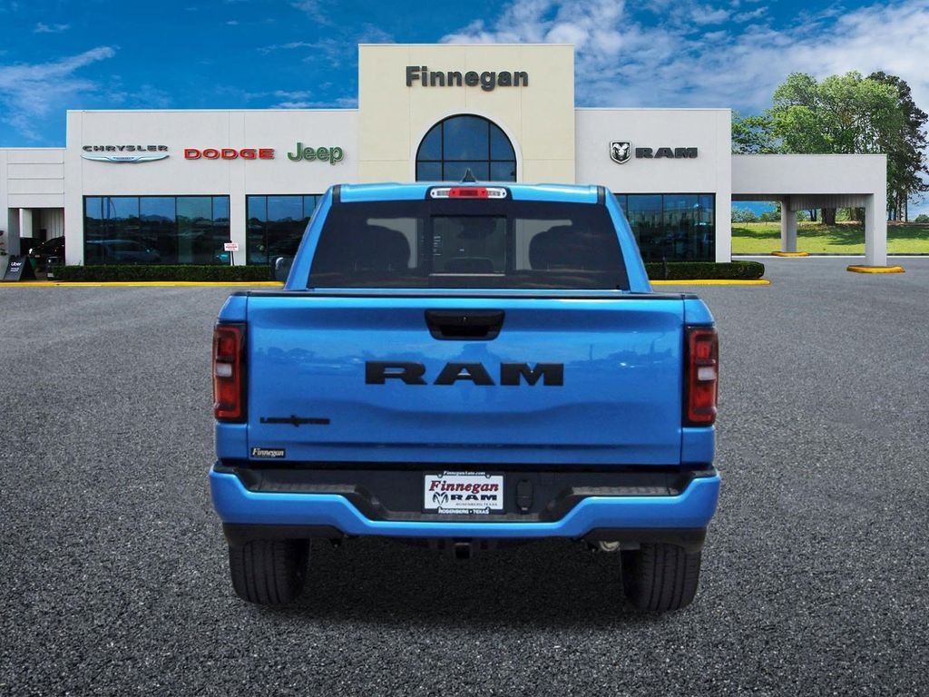 New 2026 Hydro Blue Pearl-Coat Exterior Paint RAM Big Horn/Lone Star image 5