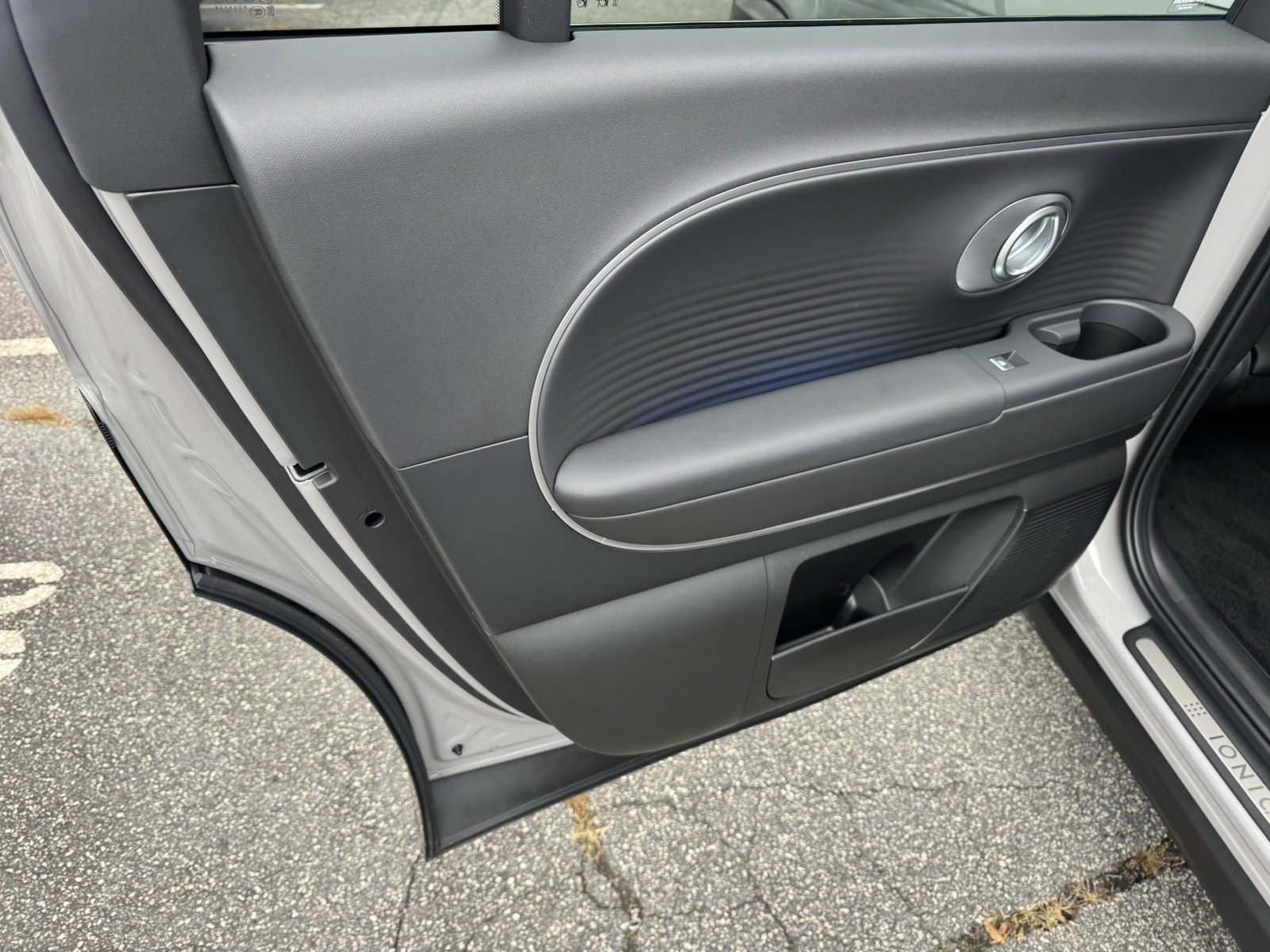 New 2026 Cyber Gray Hyundai SEL image 13