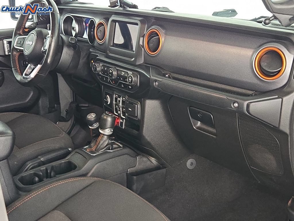 Used 2021  Jeep Mojave image 33
