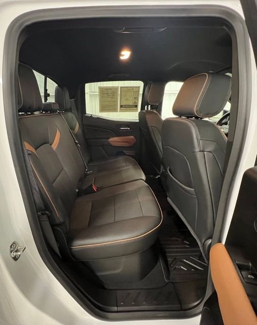 Used 2026 White GMC AT4 image 20
