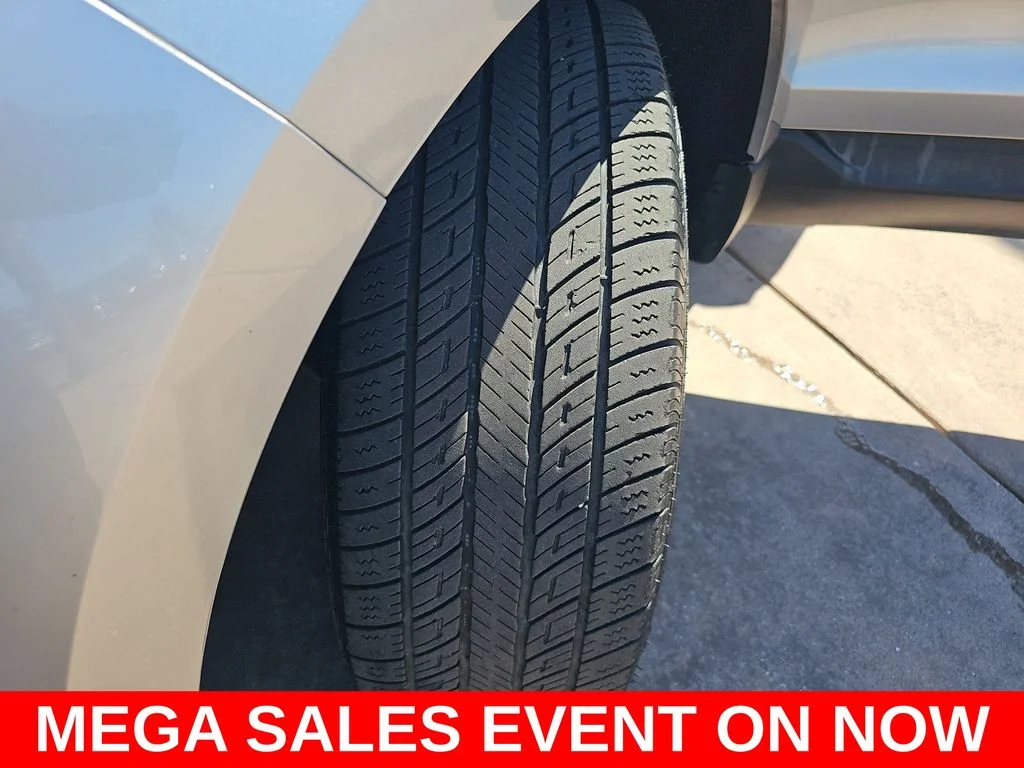 Used 2022 Silver Ford Titanium image 36