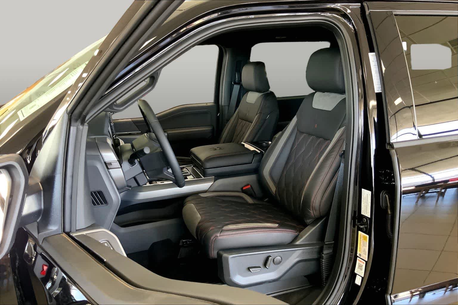 New 2026 Agate Black Metallic Ford XLT image 9