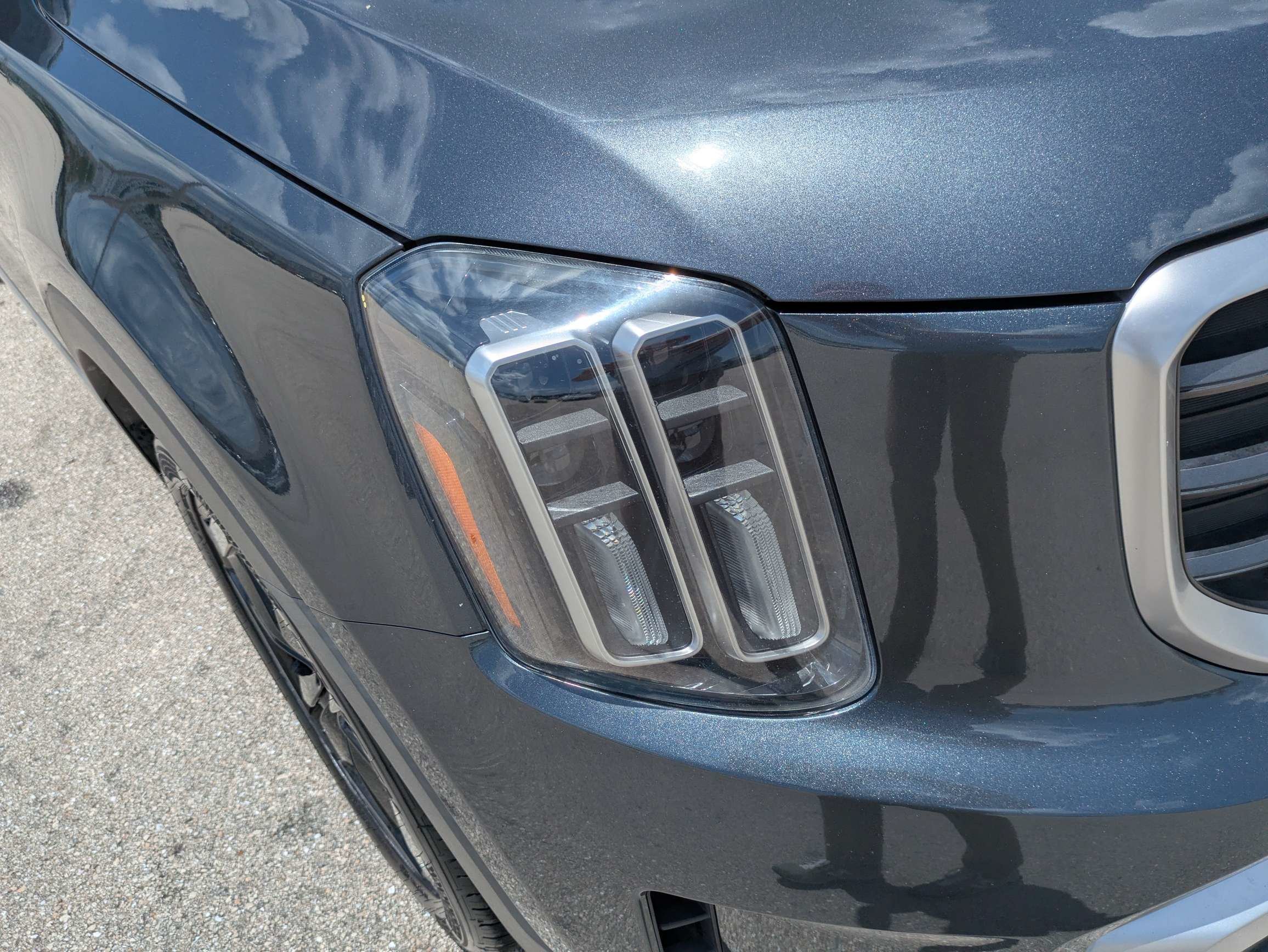 Certified Used 2023 Gravity Gray Kia S image 10