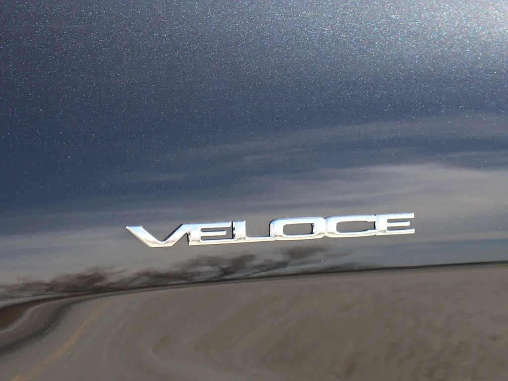New 2026 Vulcano Black Metallic Alfa Romeo Base image 10
