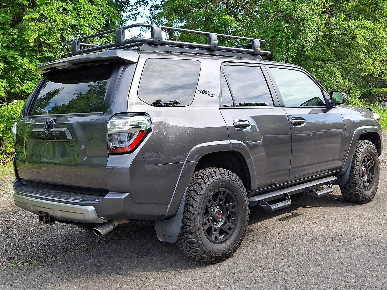 Used 2020 Magnetic Gray Metallic Toyota TRD Off Road Premium image 4