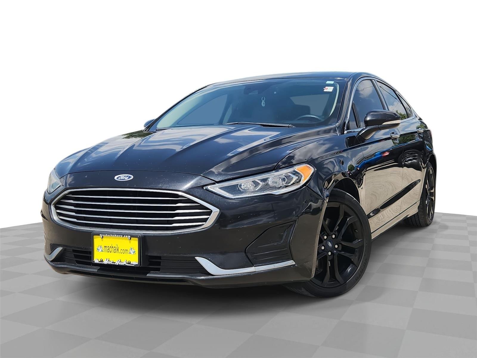 Used 2019 Black Ford SEL image 1