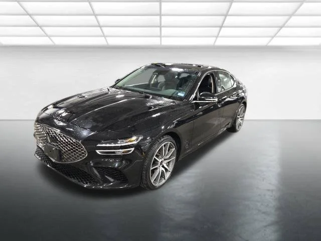 Used 2025 Black Genesis 2.5T image 8