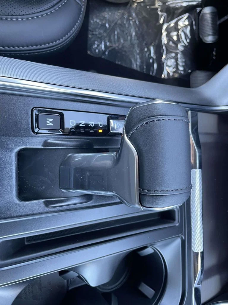 New 2026 Agate Black Metallic Ford Platinum® image 17
