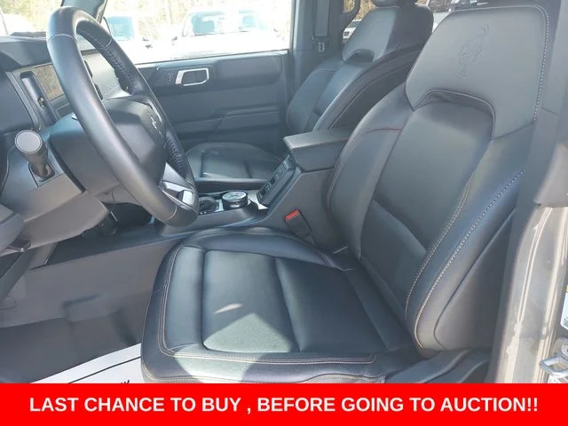 Used 2024 Gray Ford Badlands image 15
