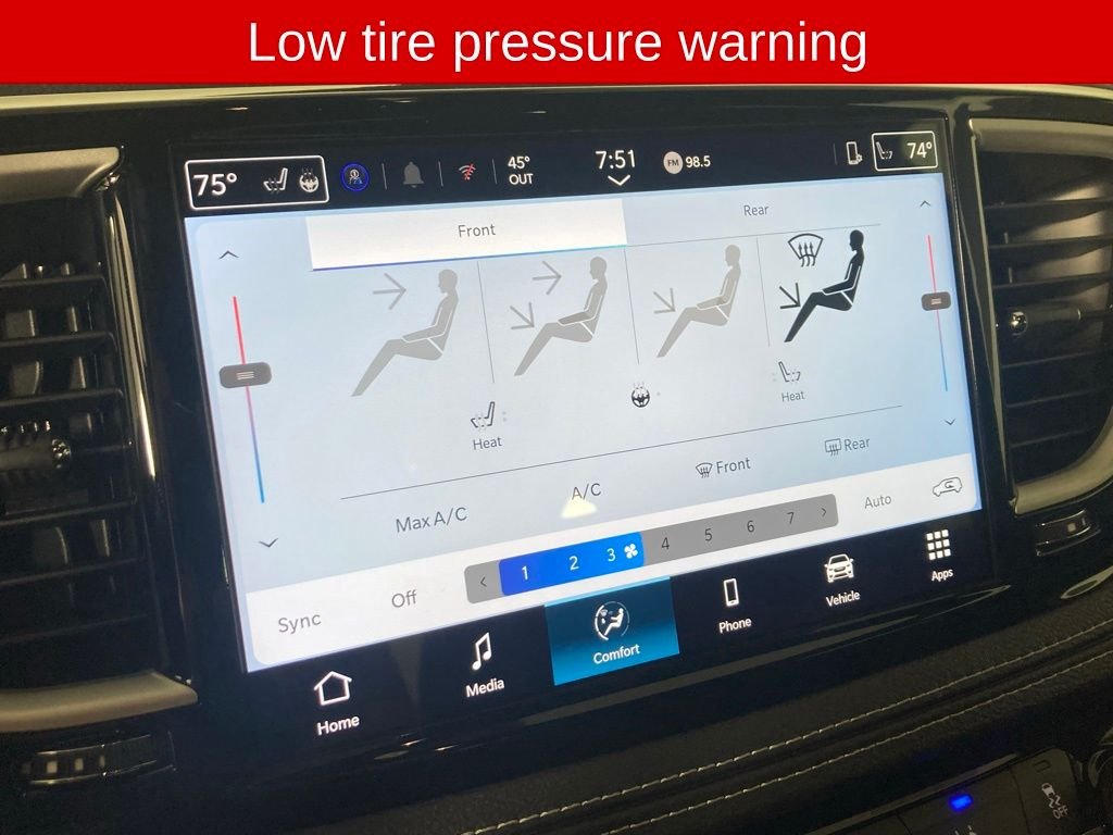 2026 Chrysler Pacifica Select - Photo 10