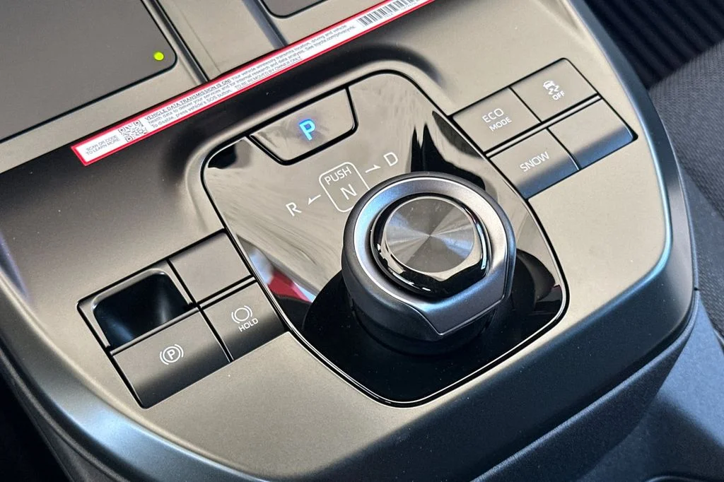 New 2026 Wind Chill Pearl Toyota SE image 21